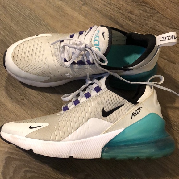 Nike Air 270 - Picture 2 of 5
